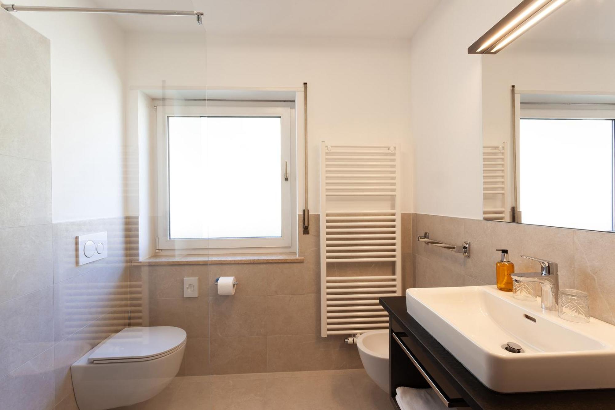 Hotel Lamm Натурно Екстериор снимка