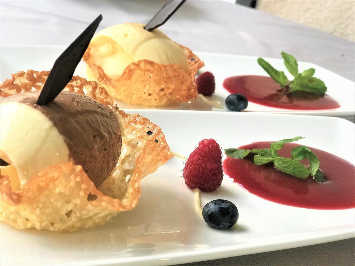 Hotel Lamm Натурно Екстериор снимка