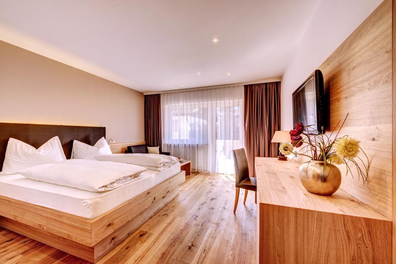 Hotel Lamm Натурно Екстериор снимка